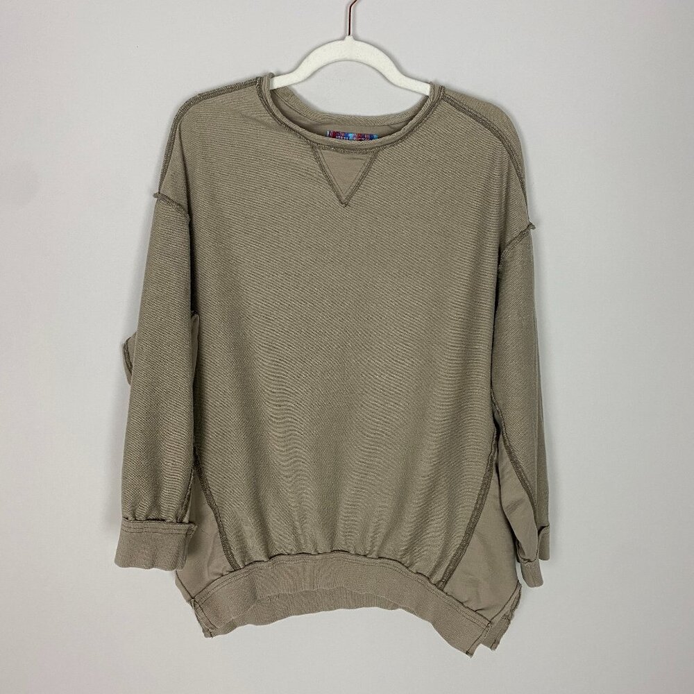 Urban Outfitters Oversized Sweatshirt Slouchy Womens‎ Small Tan Dolman Sleeves